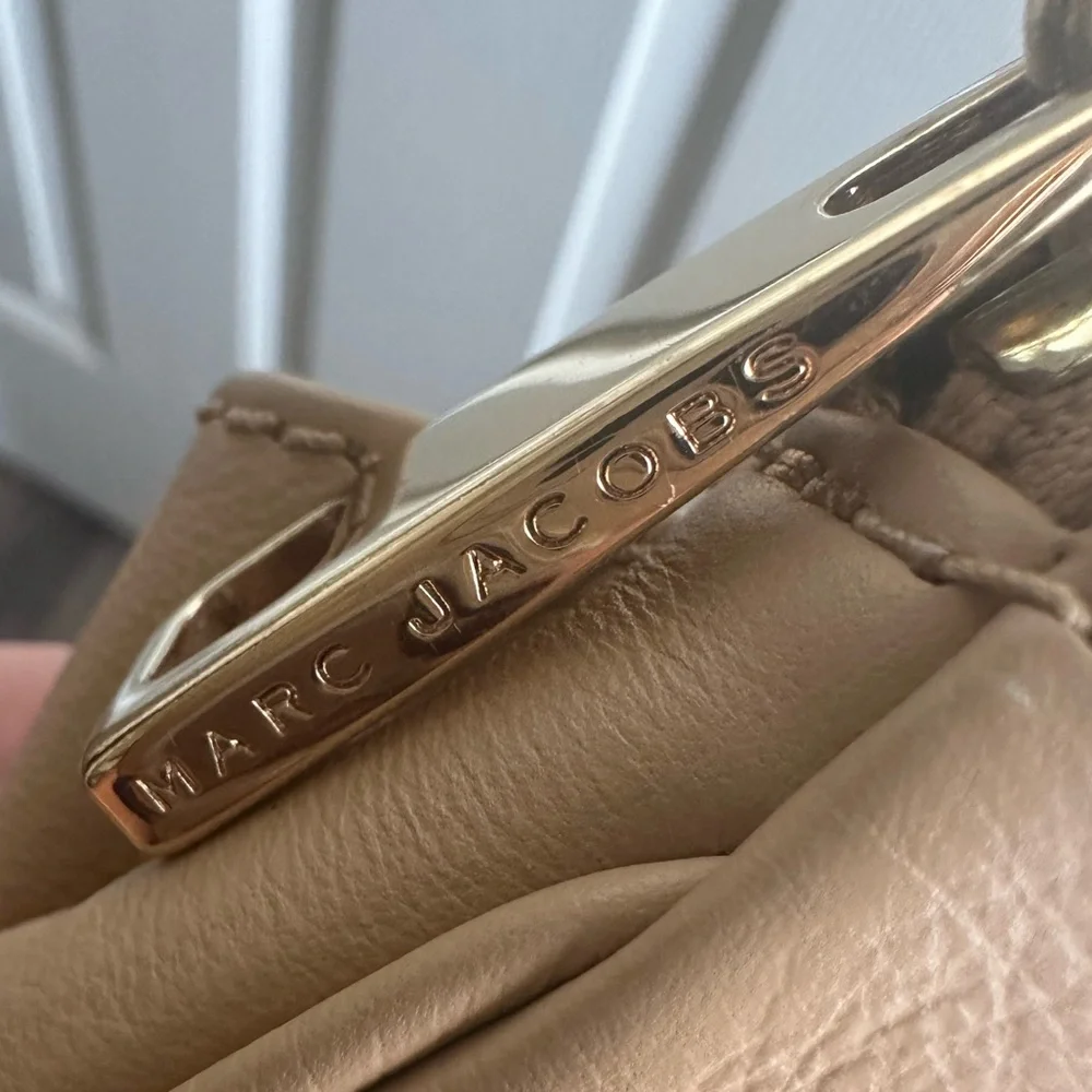 GORGEOUS MARC JACOBS BLAKE BAG💛 - Picture 14 of 16